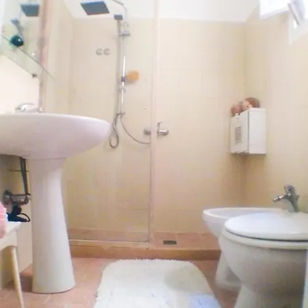 Apartment Aida *